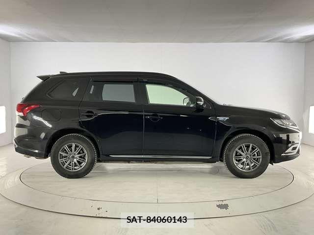 Mitsubishi OUTLANDER PHEV 2019-10 4394186-6