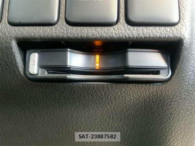 Mitsubishi OUTLANDER PHEV 2013-03 4598965-3