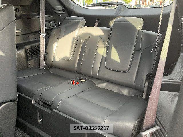 Mitsubishi OUTLANDER PHEV 2024-03 4975895-23