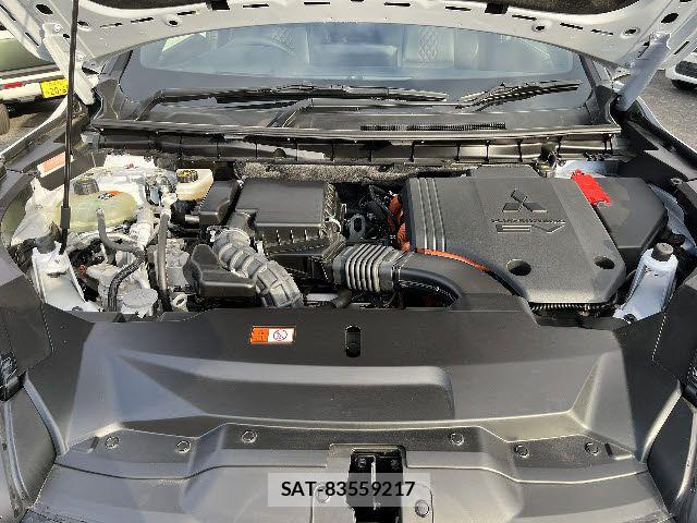 Mitsubishi OUTLANDER PHEV 2024-03 4975895-27