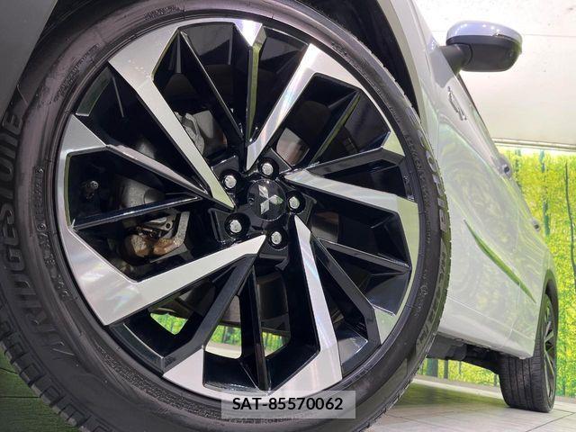 Mitsubishi OUTLANDER PHEV 2022-03 4975951-11