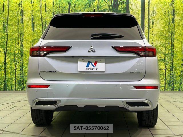 Mitsubishi OUTLANDER PHEV 2022-03 4975951-14
