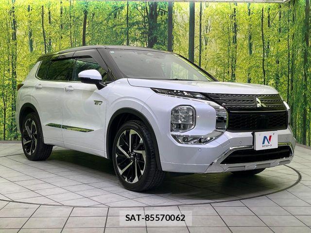 Mitsubishi OUTLANDER PHEV 2022-03 4975951-15