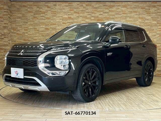 Mitsubishi OUTLANDER PHEV 2022-10 5875120-13