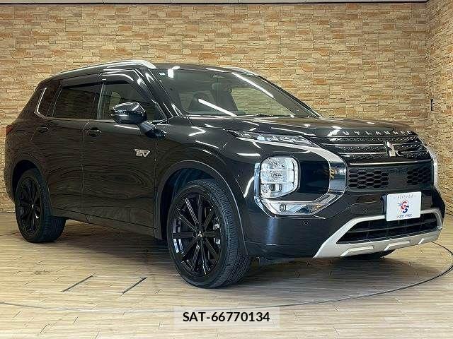Mitsubishi OUTLANDER PHEV 2022-10 5875120-14