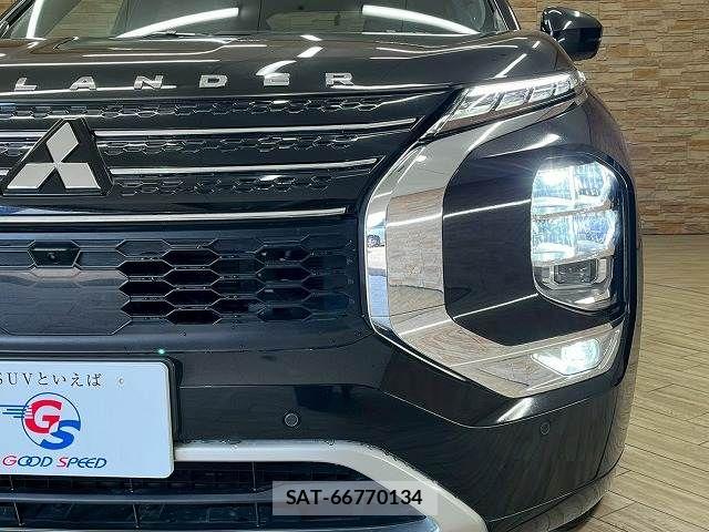 Mitsubishi OUTLANDER PHEV 2022-10 5875120-19