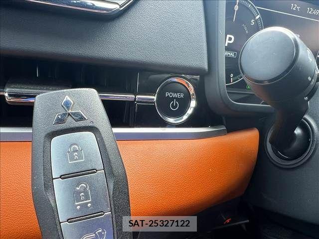 Mitsubishi OUTLANDER PHEV 2021-12 6015749-12