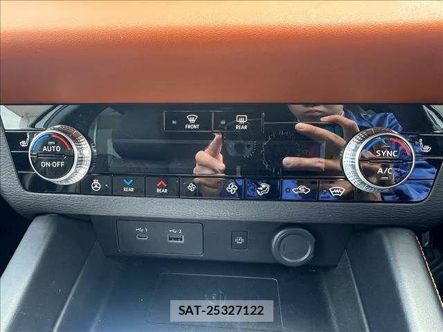 Mitsubishi OUTLANDER PHEV 2021-12 6015749-18