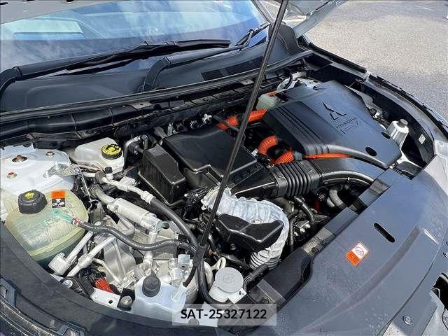 Mitsubishi OUTLANDER PHEV 2021-12 6015749-27