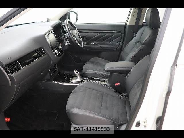Mitsubishi OUTLANDER PHEV 2021-10 6218260-11