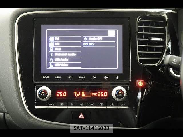 Mitsubishi OUTLANDER PHEV 2021-10 6218260-1