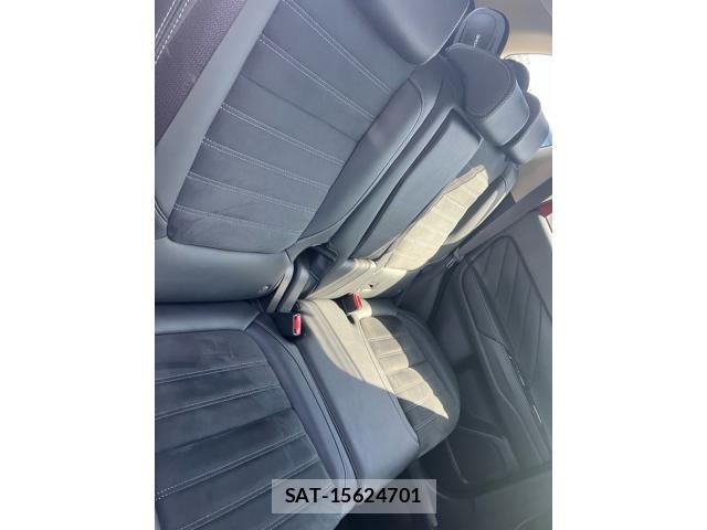 Mitsubishi OUTLANDER PHEV 2015-12 6218265-9