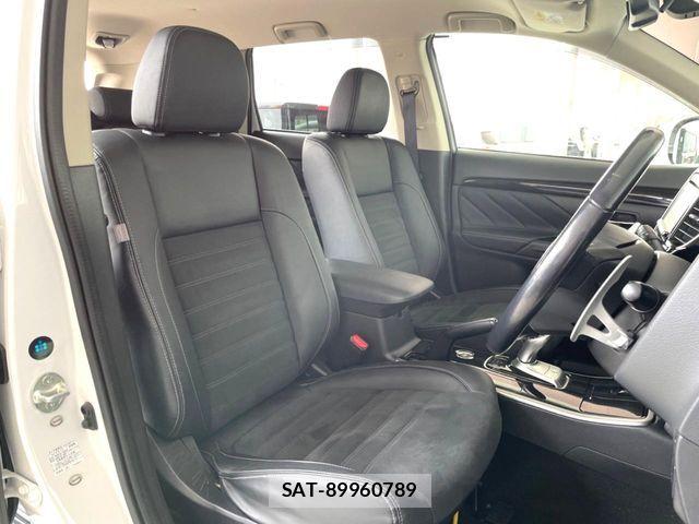Mitsubishi OUTLANDER PHEV 2015-12 6265547-7