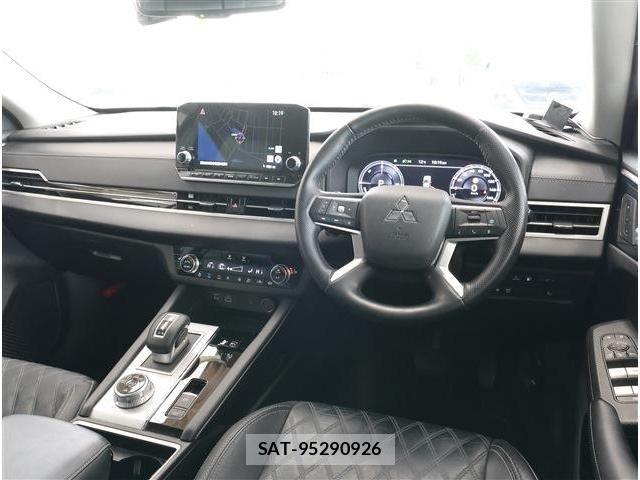 Mitsubishi OUTLANDER PHEV 2021-12 6277070-1