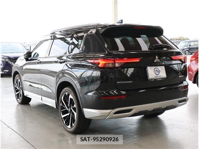 Mitsubishi OUTLANDER PHEV 2021-12 6277070-23
