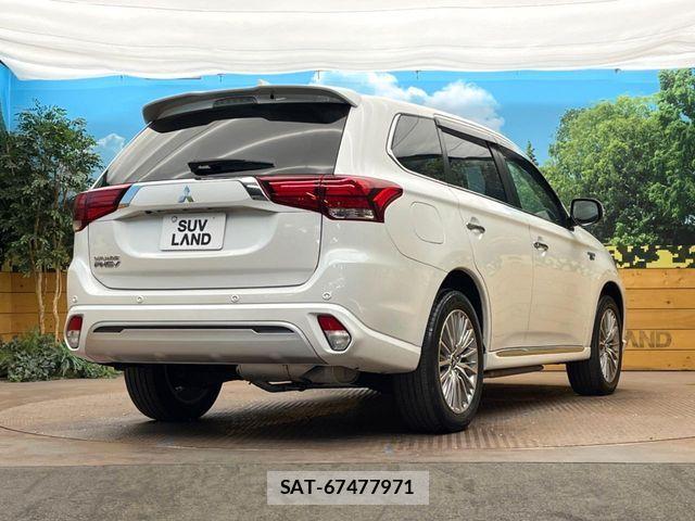 Mitsubishi OUTLANDER PHEV 2022-02 6546393-16