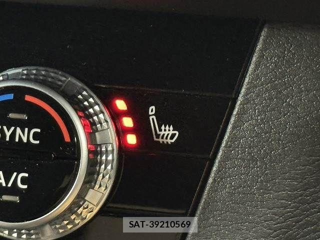 Mitsubishi OUTLANDER PHEV 2023-09 6673077-15