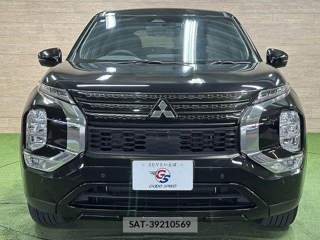 Mitsubishi OUTLANDER PHEV 2023-09 6673077-16