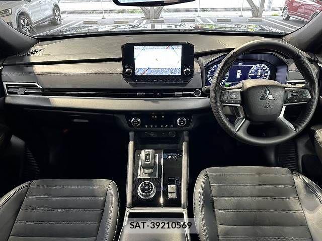 Mitsubishi OUTLANDER PHEV 2023-09 6673077-2