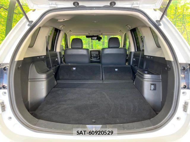 Mitsubishi OUTLANDER PHEV 2018-03 6673086-9
