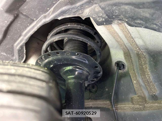 Mitsubishi OUTLANDER PHEV 2018-03 6673086-19