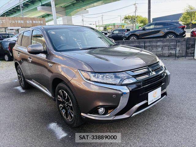 Mitsubishi OUTLANDER PHEV 2015-08 6673085-18