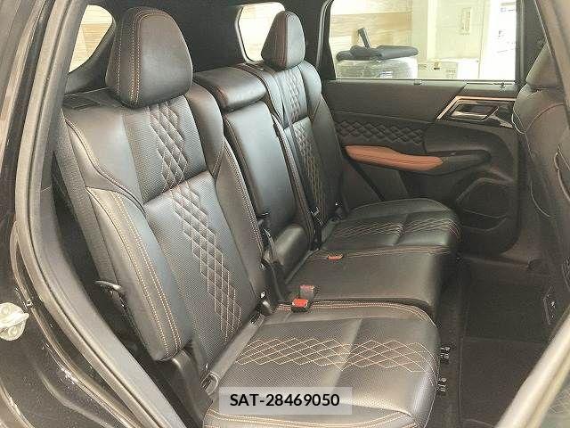 Mitsubishi OUTLANDER PHEV 2022-01 6673080-11