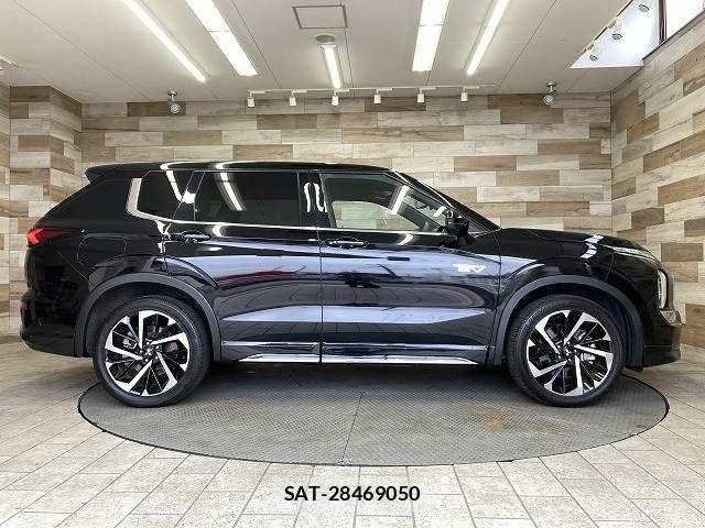 Mitsubishi OUTLANDER PHEV 2022-01 6673080-16