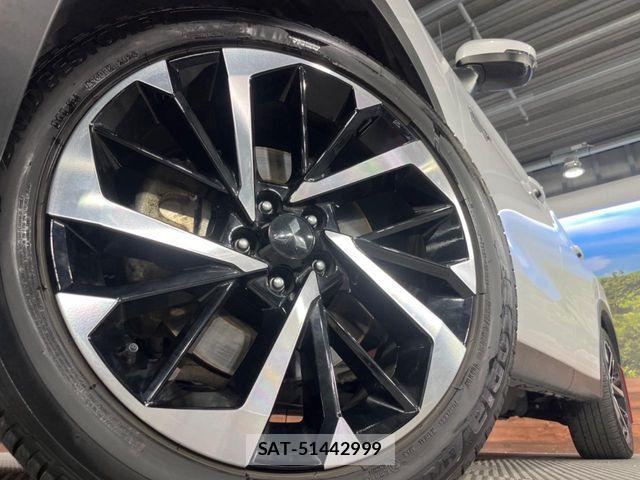 Mitsubishi OUTLANDER PHEV 2024-07 6673082-12