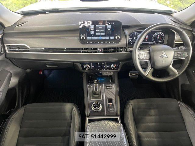 Mitsubishi OUTLANDER PHEV 2024-07 6673082-1