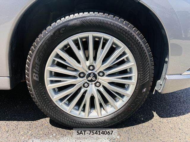 Mitsubishi OUTLANDER PHEV 2018-11 6677445-11