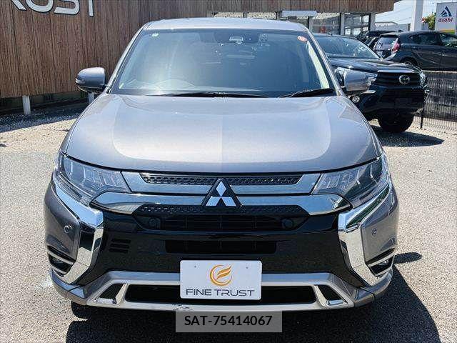 Mitsubishi OUTLANDER PHEV 2018-11 6677445-12