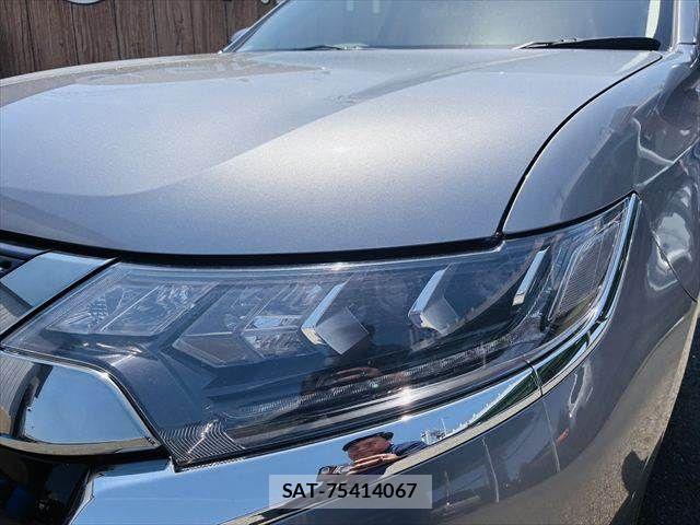 Mitsubishi OUTLANDER PHEV 2018-11 6677445-19