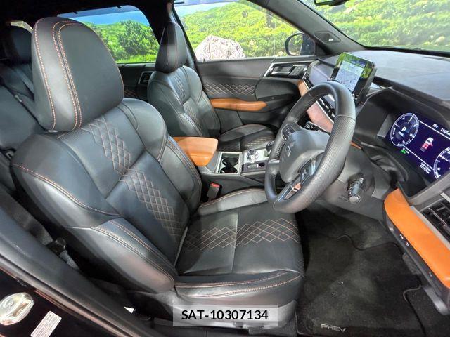 Mitsubishi OUTLANDER PHEV 2022-07 6677439-9