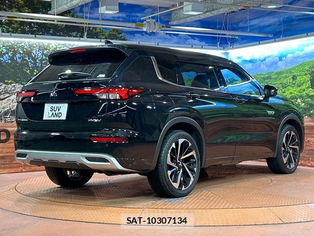 Mitsubishi OUTLANDER PHEV 2022-07 6677439-15