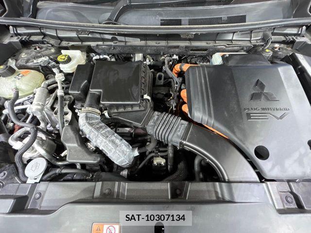 Mitsubishi OUTLANDER PHEV 2022-07 6677439-16
