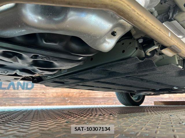 Mitsubishi OUTLANDER PHEV 2022-07 6677439-18