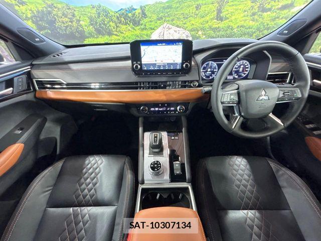 Mitsubishi OUTLANDER PHEV 2022-07 6677439-1