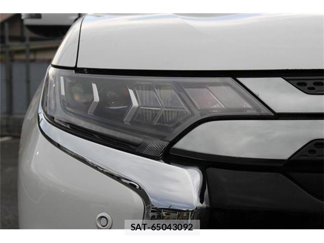 Mitsubishi OUTLANDER PHEV 2018-09 6682814-14