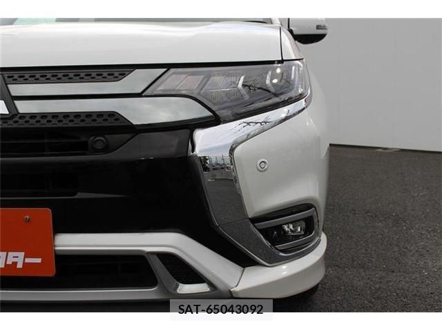 Mitsubishi OUTLANDER PHEV 2018-09 6682814-17