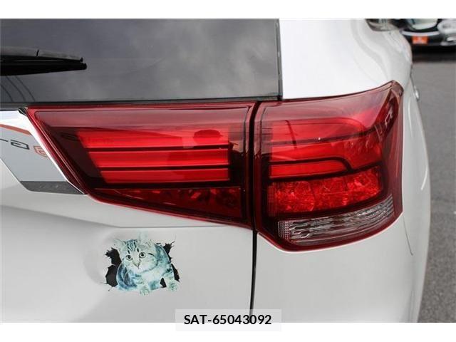 Mitsubishi OUTLANDER PHEV 2018-09 6682814-18