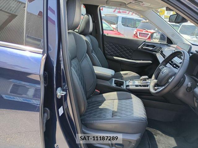 Mitsubishi OUTLANDER PHEV 2022-01 6683952-12