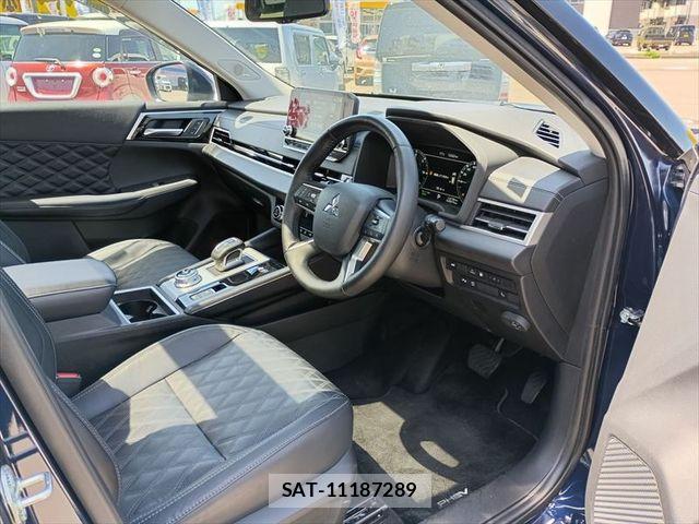 Mitsubishi OUTLANDER PHEV 2022-01 6683952-13