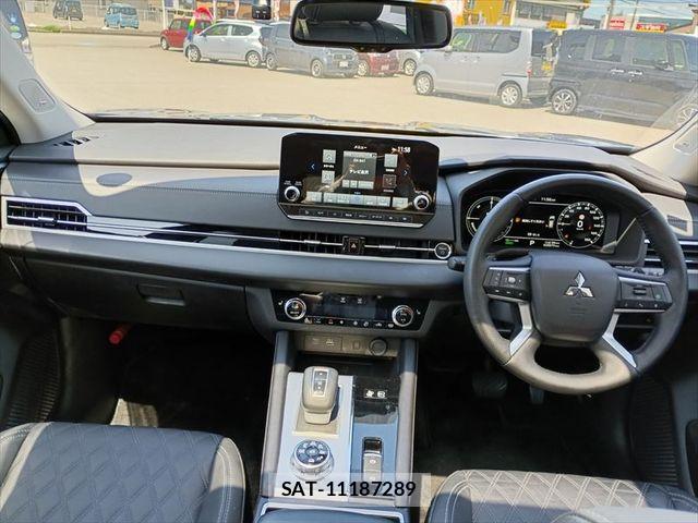Mitsubishi OUTLANDER PHEV 2022-01 6683952-4