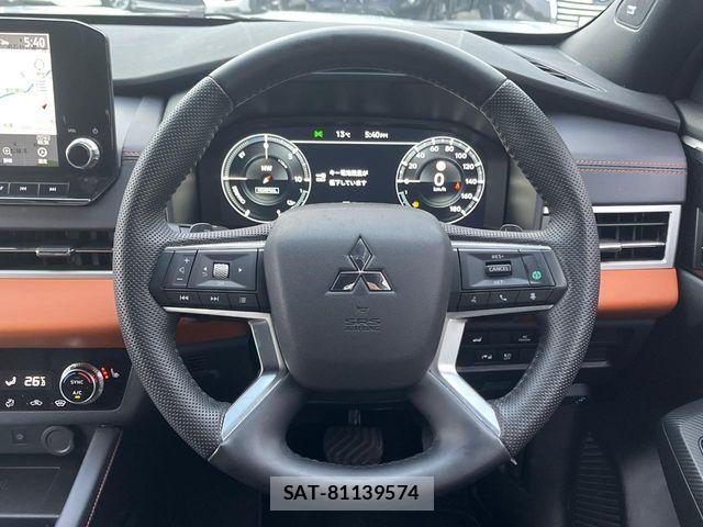 Mitsubishi OUTLANDER PHEV 2023-04 6717024-11