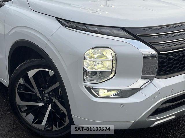 Mitsubishi OUTLANDER PHEV 2023-04 6717024-12