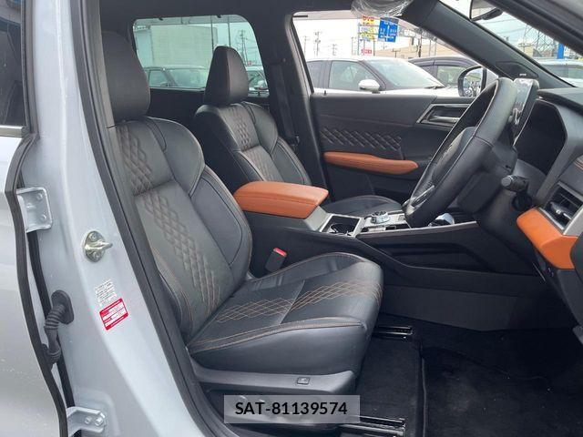 Mitsubishi OUTLANDER PHEV 2023-04 6717024-7