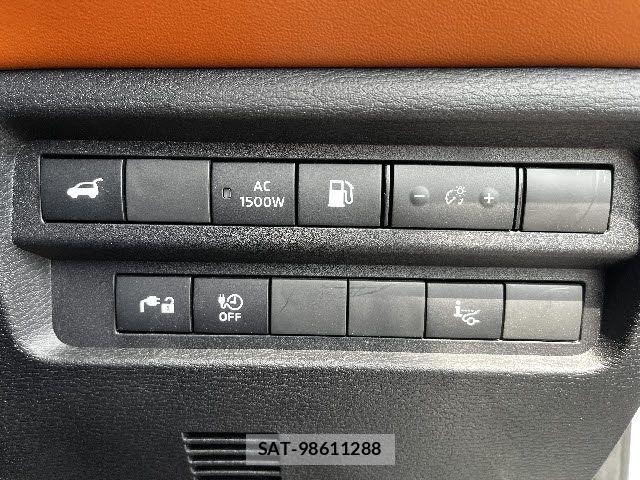 Mitsubishi OUTLANDER PHEV 2022-03 6752812-16