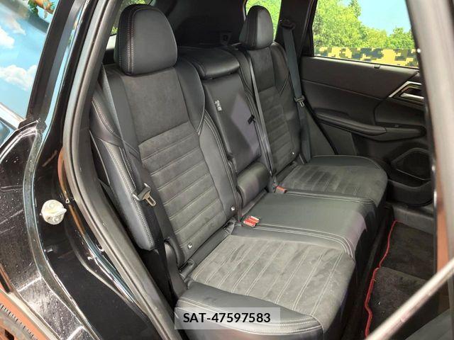Mitsubishi OUTLANDER PHEV 2023-10 6752813-9