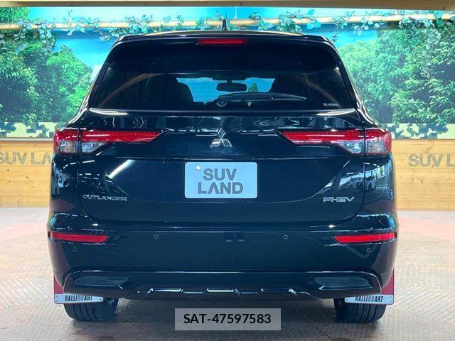 Mitsubishi OUTLANDER PHEV 2023-10 6752813-14